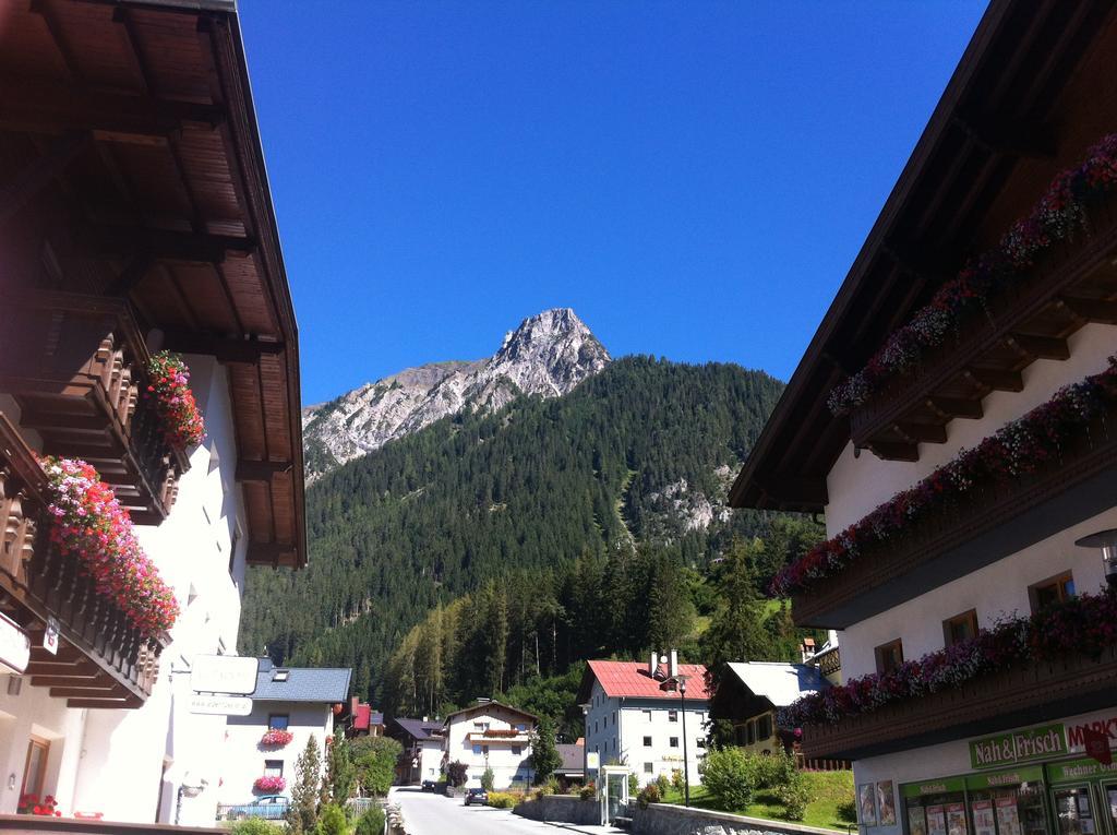 Alpenrose Apartment Flirsch